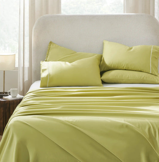 Raatrani: Soft & Cozy Bedsheet Olive Green Pillow Set