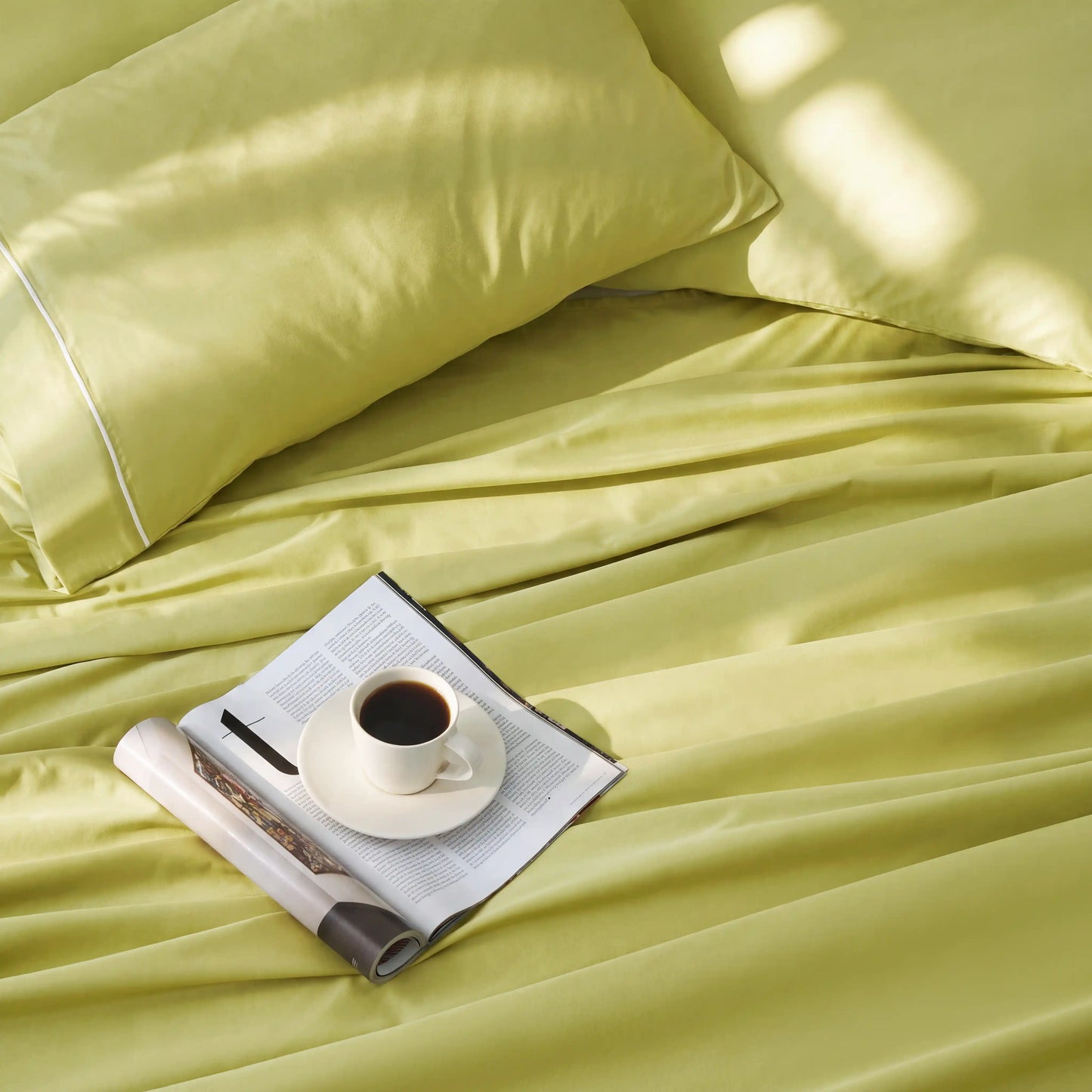 Raatrani: Soft & Cozy Bedsheet Olive Green