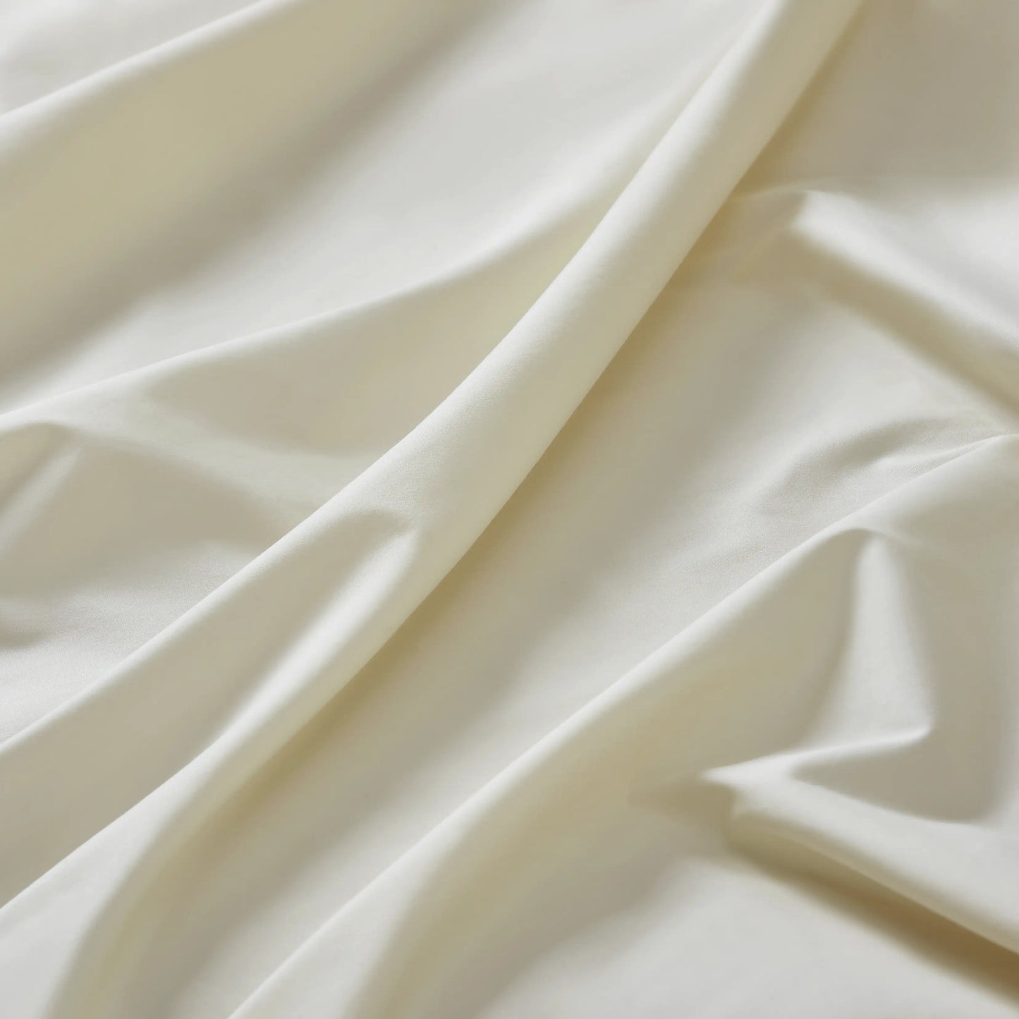 Nargis: Hotel-Crisp Bedsheet Ivory