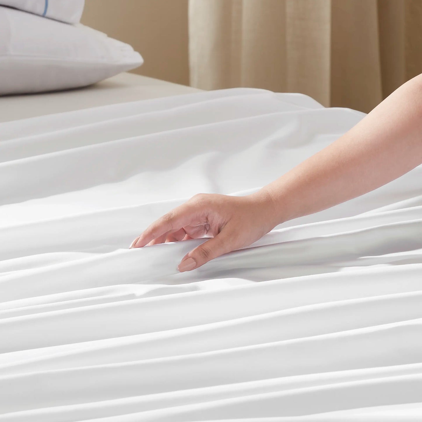 Raatrani: Soft & Cozy Bedsheet White