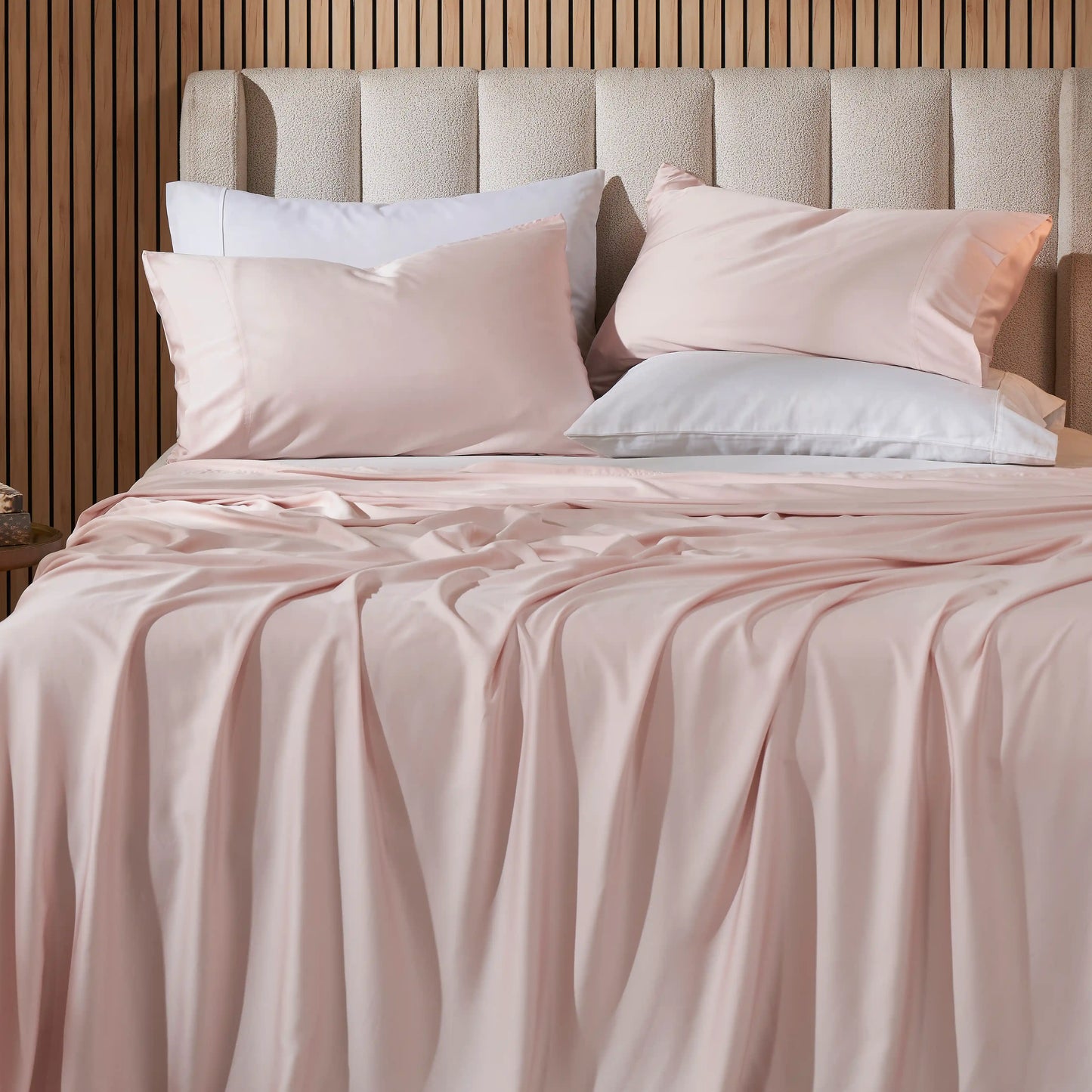 Rajnigandha: Cooling & Breathable Bedsheet Blush Pink