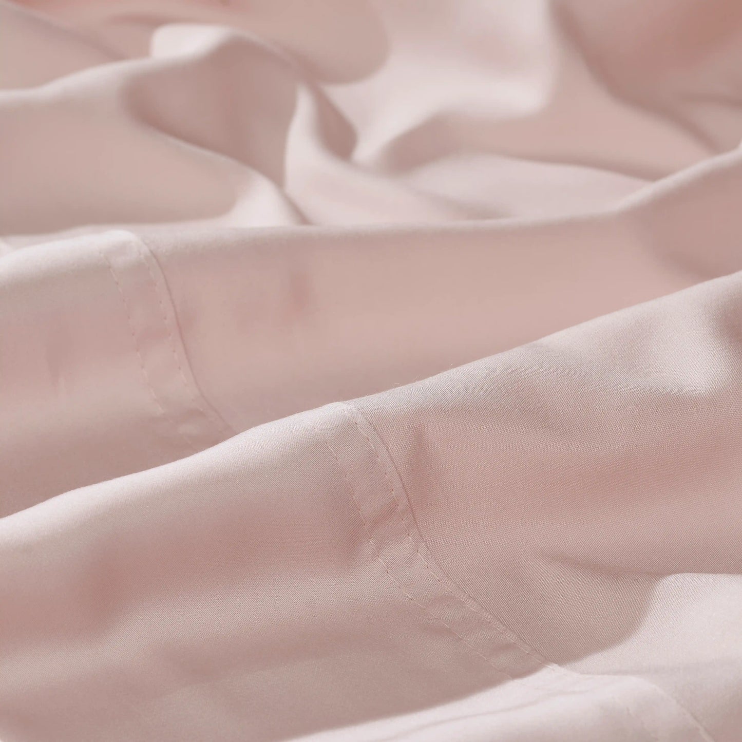 Rajnigandha: Cooling & Breathable Bedsheet Blush Pink