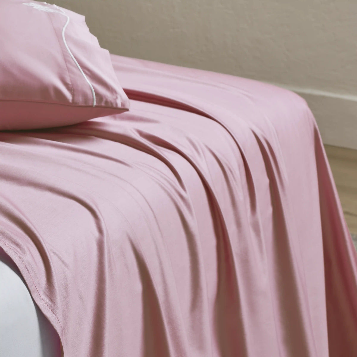 Raatrani: Soft & Cozy Bedsheet Rose Pink